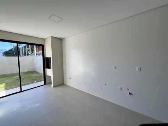 Imagem Casa / Sobrado para Venda em Florianópolis / SC no bairro Ingleses do Rio Vermelho