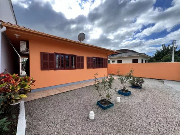 Imagem Casa para Venda em Florianópolis / SC no bairro São João do Rio Vermelho