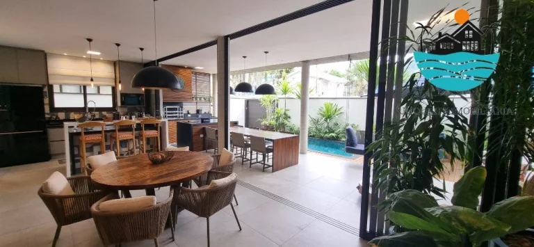Imagem Venda ou Aluguel de casa em Juquehy - Condomínio com 4 suítes, 200m da praia, piscina privativa, área gourmet - máx. 12 pessoas | Juquehy Imobiliária