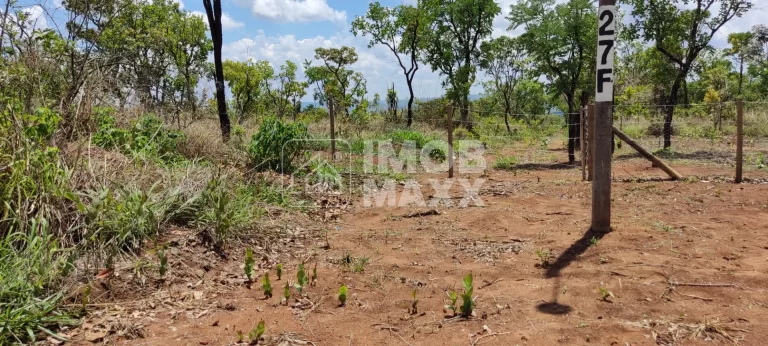 Imagem Chácara a venda NR Euller Paranhos - terra nua - 28000 m² - com nascente - Escriturada e Registrada.