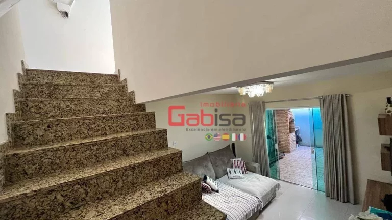 Imagem Casa com 3 dormitórios à venda, 101 m² por R$ 755.000,00 - Palmeiras - Cabo Frio/RJ