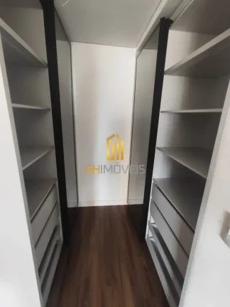 Imagem Apartamento 3 quartos, Edifício Maison Verte Marista, 1.350,000,00

NOVO!!!

O apartamento possui:
...