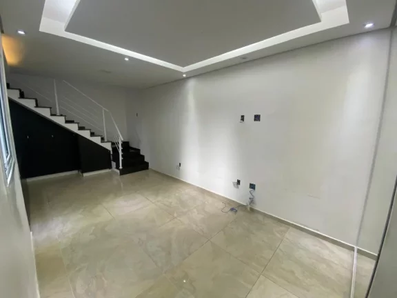 Imagem Apartamento sem condomínio à venda em Santo André - Vila Linda: 2 quartos, 1 banheiro, 1 vaga de garagem, 90m².