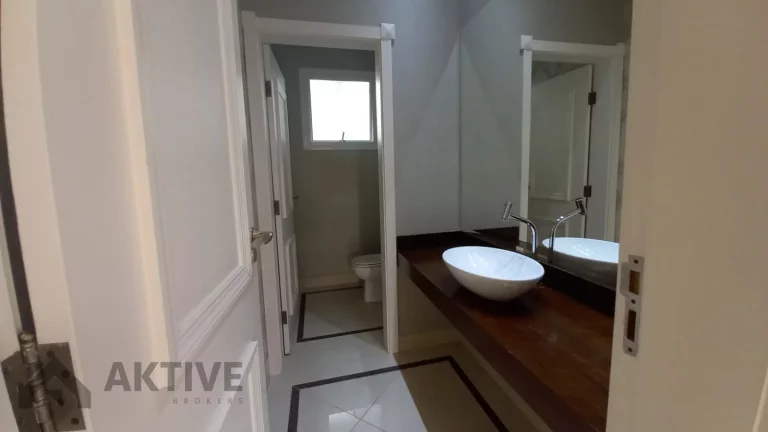 Imagem Casa de Condomínio em Alphaville - Santana de Parnaíba