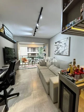 Imagem Flat disponível para venda no Saint Charles Residence Service na Vila Nova Conceição, com 42m², 1 dormitório e 1 vaga