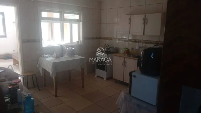 Imagem Casa ampla de alvenaria com ponto comercial ramo Oficina Mecânica