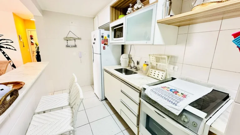 Imagem Imperdível apartamento de 3 quartos com suite na Riviera de São Lourenço: 2 Salas, 2 vagas e 96m² de área.