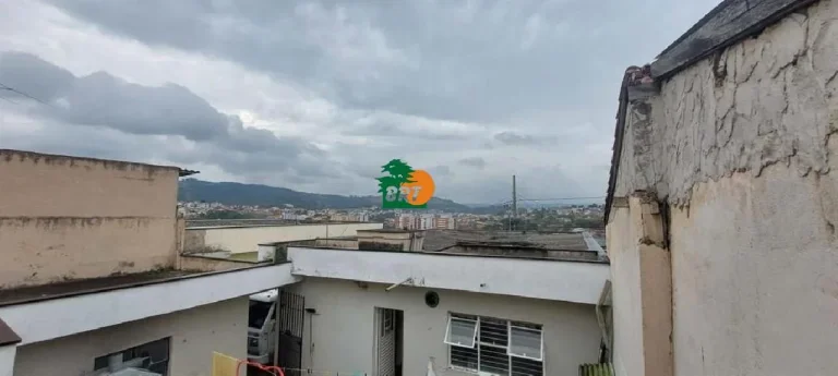 Imagem Casa para Venda em São Roque, Jardim Boa Vista, 1 dormitório, 1 banheiro, 4 vagas