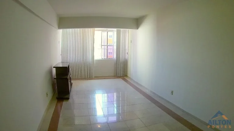Imagem Apartamento com 2 Quartos + DCE à Venda no Centro - Guarapari/ES