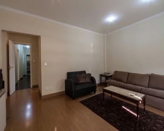 Imagem Higienópolis apartamento à venda em Prédio Vintage com 4 suítes e 2 vagas, 530m²