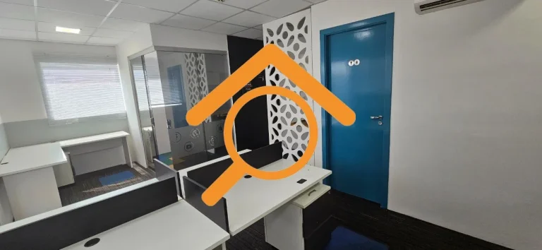 Imagem Sala Comercial à Venda em Condomínio de Prestígio em Santo Amaro, São Paulo-SP: 1 Sala, 1 Banheiro, 1 Vaga, 40m²