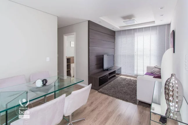 Imagem Apartamento com 3 quartos (1 suíte) porcelanato instalado, vaga de garagem à venda por R$ 535.000 - Portão - Curitiba/PR