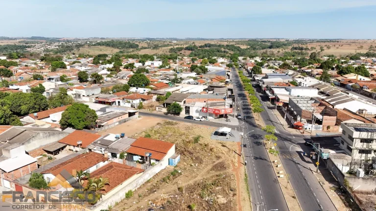 Imagem TERRENO COMERCIAL DE ESQUINA NO ITAIPU - GOIÂNIA