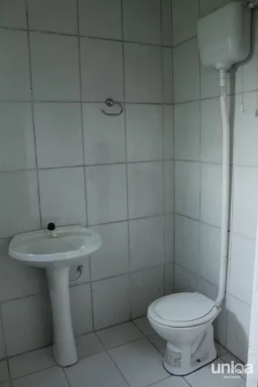 Imagem Galpão/Depósito/Armazém com 6 Quartos à Venda, 700 m² por R$ 1.600.000