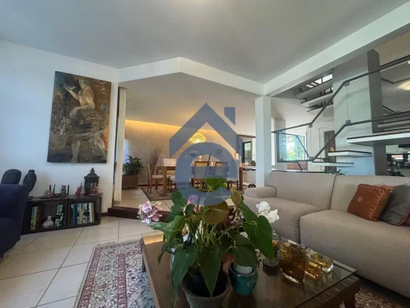 Imagem Casa à venda no Condomínio Ocean View, 6 suítes, piscina, 545 m2, próximo a prai