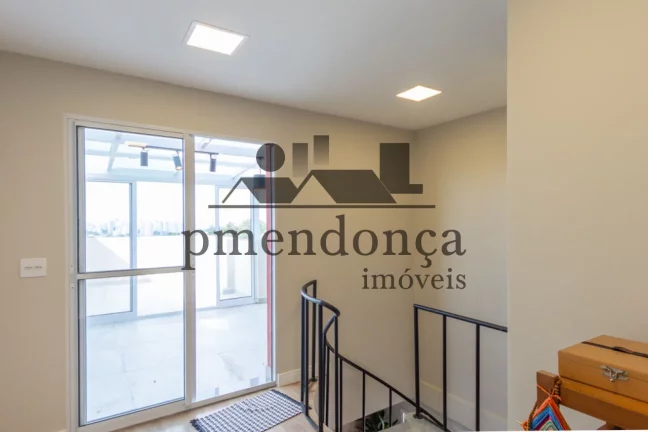 Imagem Cobertura Duplex em Pinheiros, perfeita para quem busca uma opção de moradia com estilo e conforto.