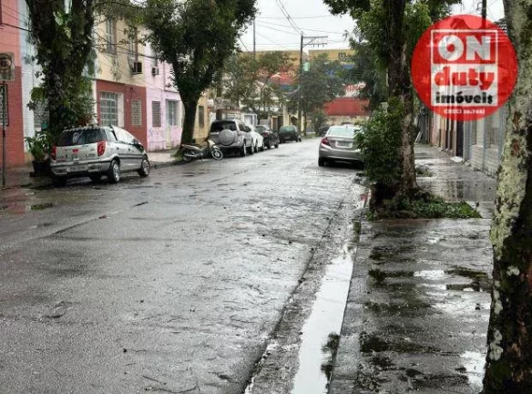 Imagem Sobrado à venda, 98 m² por R$ 395.000,00 - Macuco - Santos/SP