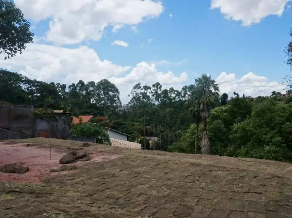 Imagem FAZENDINHA - Área 2.635 m² c/ PROJETO APROVADO condomínio 4 casas!