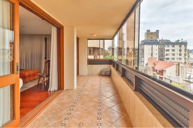 Imagem Cobertura à venda em Porto Alegre, Petrópolis, com 4 quartos, 341m2