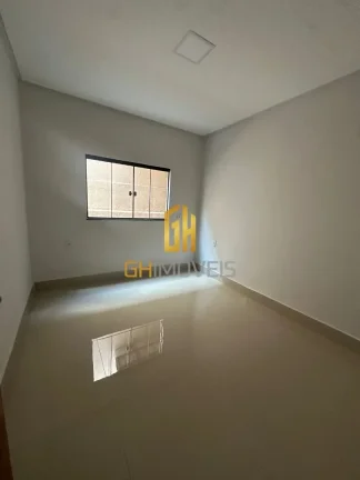 Imagem CA1725Linda casa com 3 quartos sendo 1 suíte no Setor Progresso A casa possui - 3 quartos sendo 1 s...