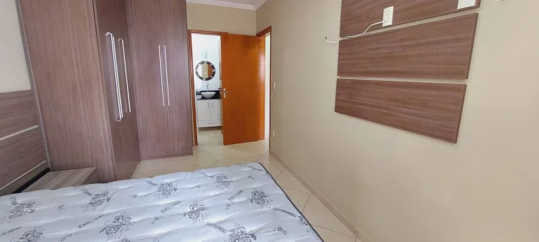 Imagem Apartamento 2 dormitórios no canto do forte com vista Mar