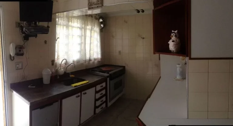 Imagem Casa com 3 dormitórios, 234 m² - venda por R$ 750.000,00 ou aluguel por R$ 4.680,00/mês - Vila Correa - Ferraz de Vasconcelos/SP