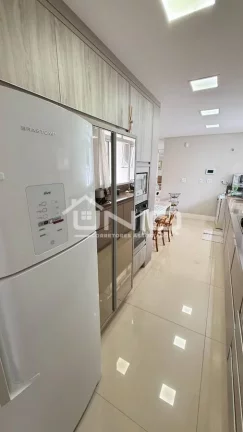 Imagem Apartamento 3 Suítes no Centro