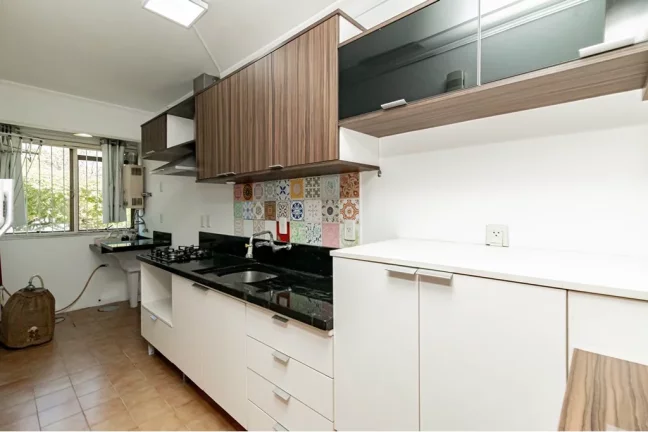 Imagem Apartamento à venda em Porto Alegre, Menino Deus, com 2 quartos, 61m2