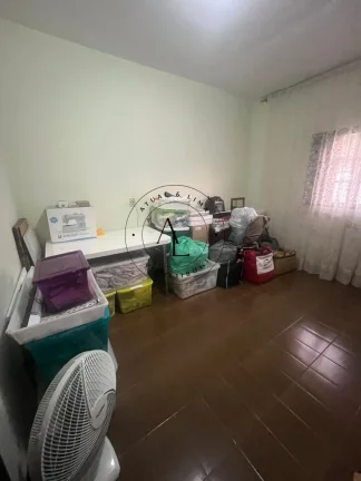 Imagem Casa Aconchegante com 3 Quartos, Edícula e Ótima Área Externa!