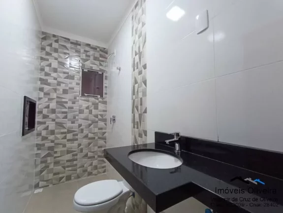 Imagem Sobrado com 1 Suíte + 2 Quartos por R$ 440.000,00