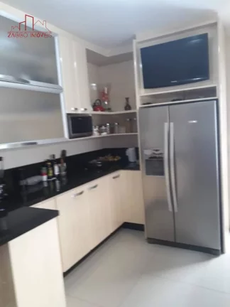 Imagem Lindo Sobrado no Condomínio Privê - 160m² - 4 dorms