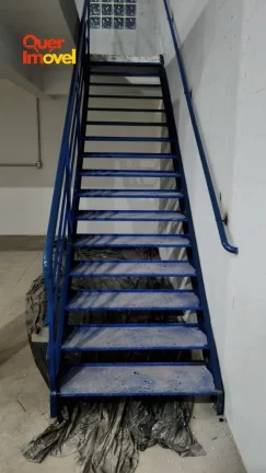 Imagem Galpão Comercial para Locação em Ribeirão Preto-SP, Bairro Bonfim Paulista: 1 Sala, 2 Banheiros, 1 Vaga de Garagem, 330m².