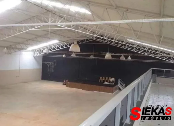 Imagem Galpão Comercial de 1.000m² para Locação em Nazaré Paulista-SP no Bairro X - Imperdível!