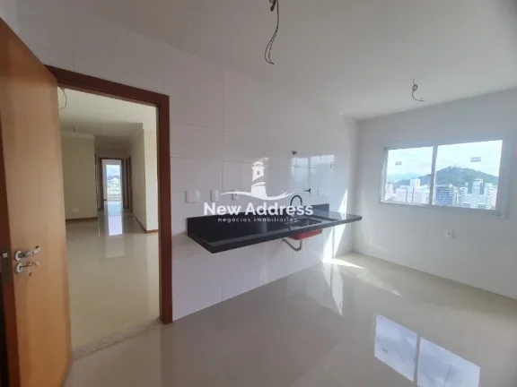 Imagem Apartamento na Praia da Costa com 120m², 3 quartos (1 suíte), 3 vagas, varandas e lazer completo. Andar alto, perto do Shopping Praia da Costa!
