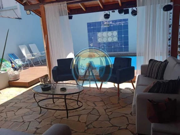 Imagem Casa à venda em Ubatuba-SP, bairro Pereque Mirim, 4 quartos, 2 suítes, 2 salas, 5 banheiros, 6 vagas de garagem, 250,00 m².