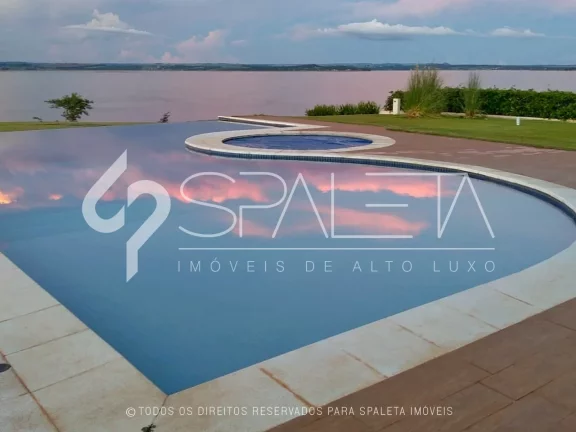 Imagem Maravilhosa casa pé na represa de Avaré à venda no condomínio Capitania II em Itaí