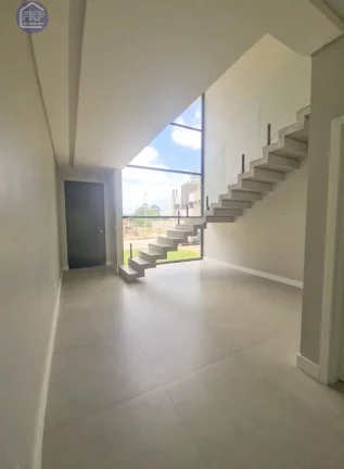 Imagem Casa Alto Padrão 4 suítes!