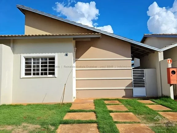 Oportunidade - Casa térrea em condomínio no bairro Jardim Moema