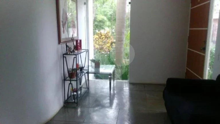 Imagem Sobrado à venda com 5 quartos, sendo 2 suítes, em Butantã, São Paulo - SP
