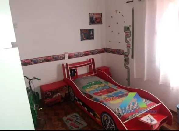 Imagem RUDGE RAMOS Casa térrea, 283 metros, 3 dormitórios, 4 vagas Edícula, ótima localização e valor !!!