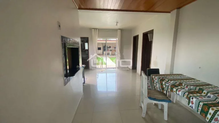 Imagem Casa Suite e 03 Quartos Fraron