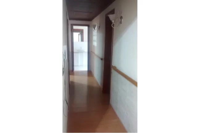 Imagem Apartamento à venda em Porto Alegre, Petrópolis, com 3 quartos, 77m²