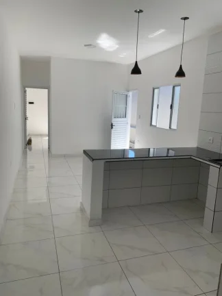 Imagem Casa para Venda em Mongaguá, Itapoan, 2 dormitórios, 2 banheiros, 2 vagas