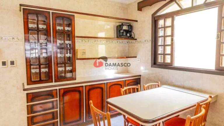 Imagem Sobrado à venda 3 Quartos, 3 Suítes, 4 Vagas, 350 m², Jardim São Caetano, São Caetano do Sul - SP