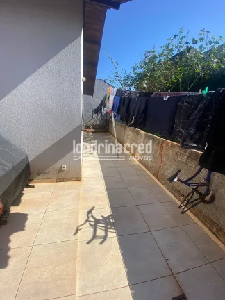 Imagem Casa à venda 3 Quartos, 2 Vagas, 330M², Califórnia, Londrina - PR
