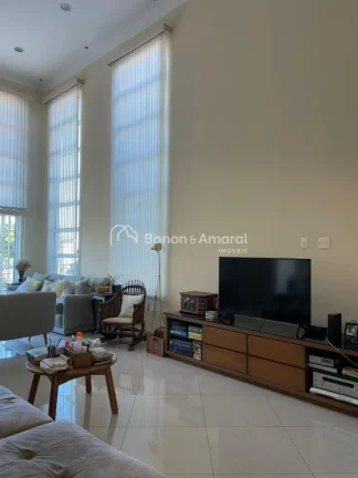 Imagem Casa de alto padrão no Condomínio Villagio Del Hípica - Campinas

Elegância, conforto e lazer em...