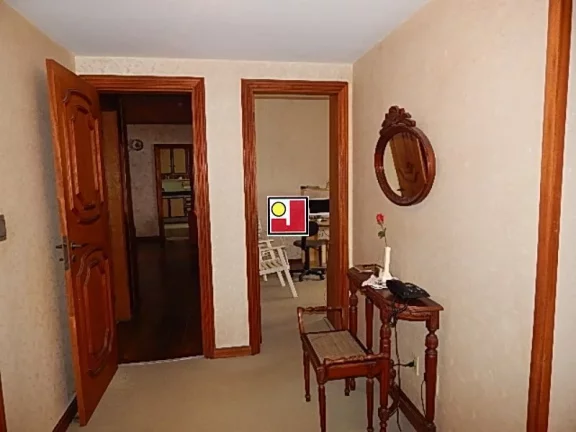 Imagem Vendo 4Q frontal mar, Praia da Barra, R$1.950.000,00, alto, vista espetacular, segurança, ônibus, clube, tênis, squash, ginásio, piscina, skate, 2 vg