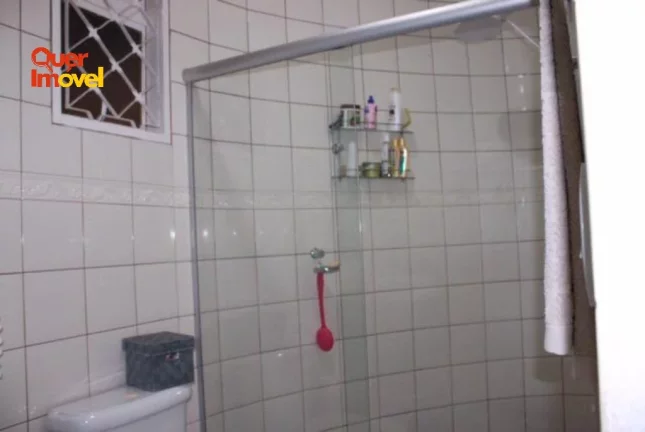 Imagem Espetacular casa em condomínio à venda em Ribeirão Preto-SP, Jardim Interlagos: 3 quartos, 2 suítes, 3 salas, 3 banheiros, 2 vagas, 160m².