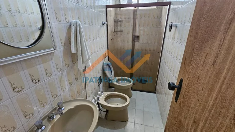 Imagem Casa térrea de 3 quartos e 2 vagas no Imbaúbas em Ipatinga Viva na área mais valorizada do bairro Imbaúbas em Ipatinga, pertinho do Coelho Diniz, Sesi e Aapi. Possui - Sala tv; - Sala de jantar; - C
