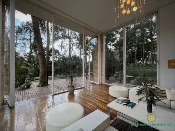 Imagem Casa com 5d/3sts. ESTILO ÚNICO ESPETACULAR E ENCANTADOR! SÓ VENDO!